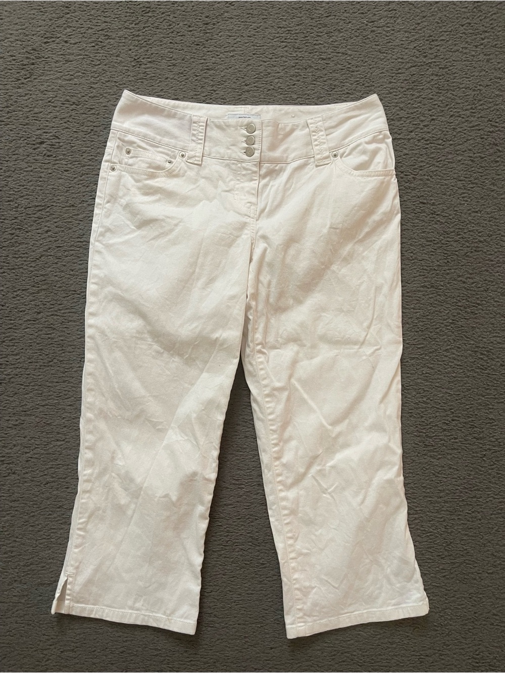 LOFT White Cropped Capri Jeans with Triple-Button Waist